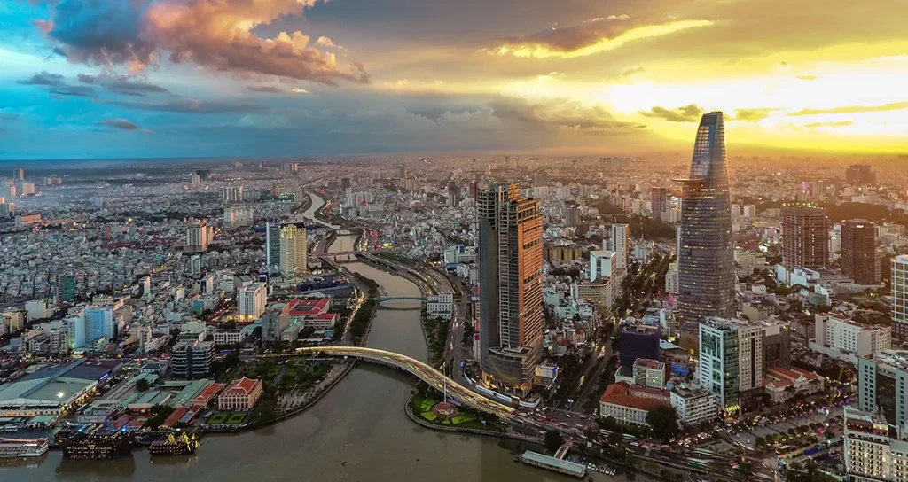 Thuê Xe Du Lịch Tại La Gi - Anh Ba Travel